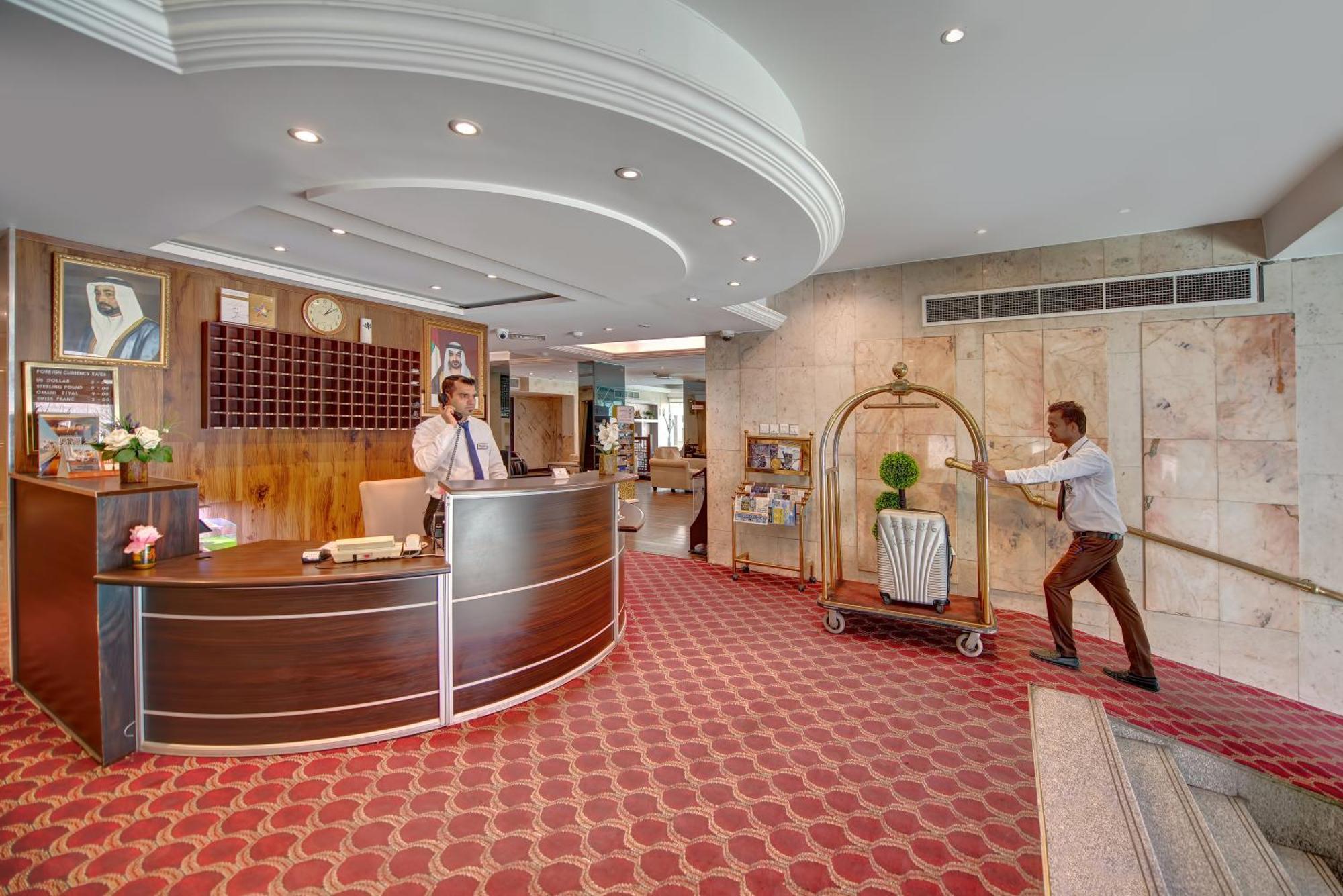 Al Bustan Flats Hotel Sharjah Exterior photo