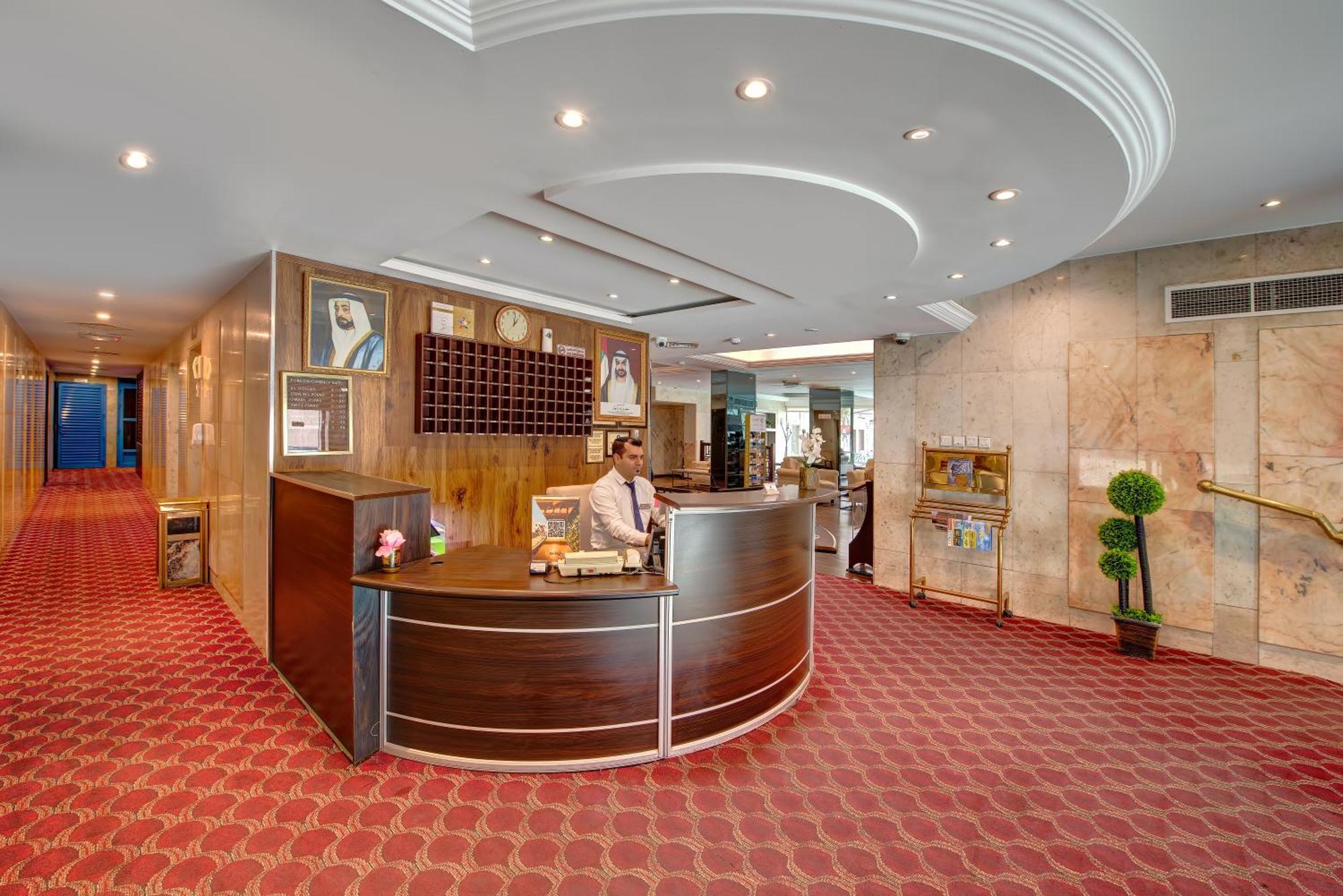 Al Bustan Flats Hotel Sharjah Exterior photo