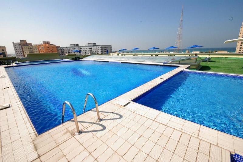 Al Bustan Flats Hotel Sharjah Exterior photo