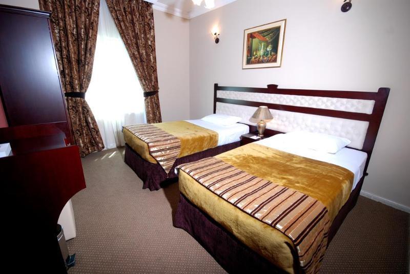 Al Bustan Flats Hotel Sharjah Exterior photo