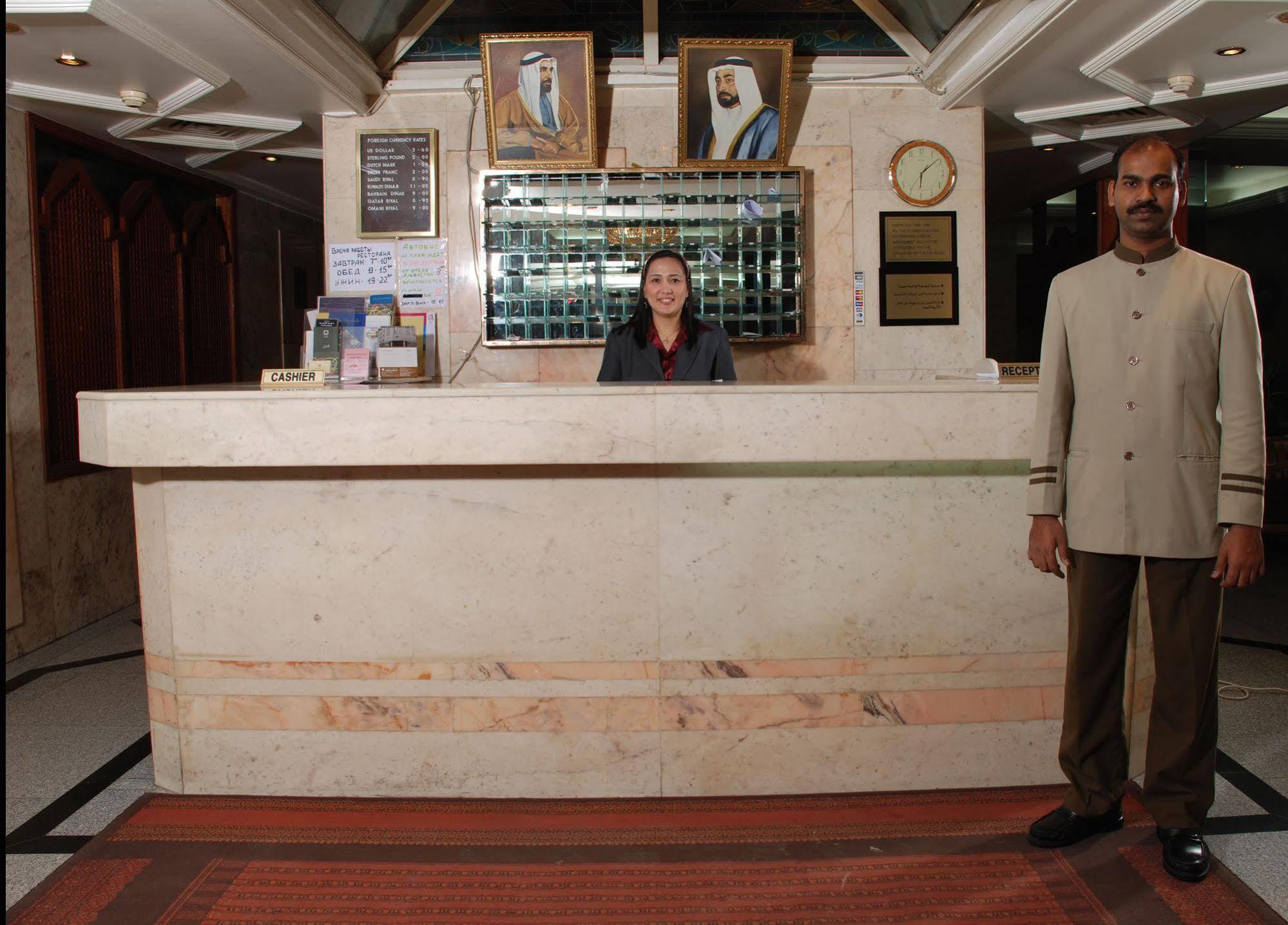 Al Bustan Flats Hotel Sharjah Exterior photo